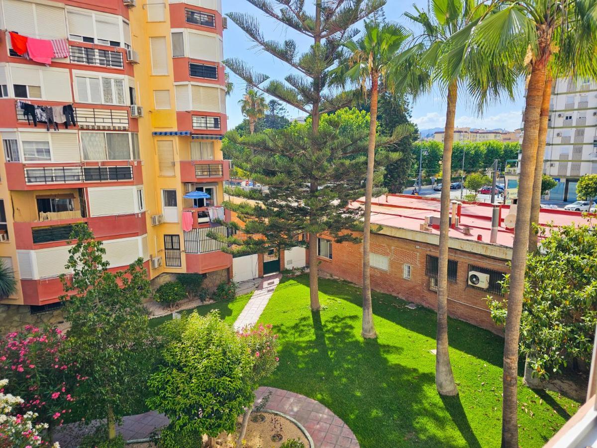 Estudio Vip Mediterraneo - Alojamientos La Torre Torre Del Mar Dış mekan fotoğraf
