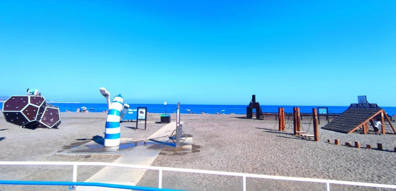 Estudio Vip Mediterraneo - Alojamientos La Torre Torre Del Mar Dış mekan fotoğraf